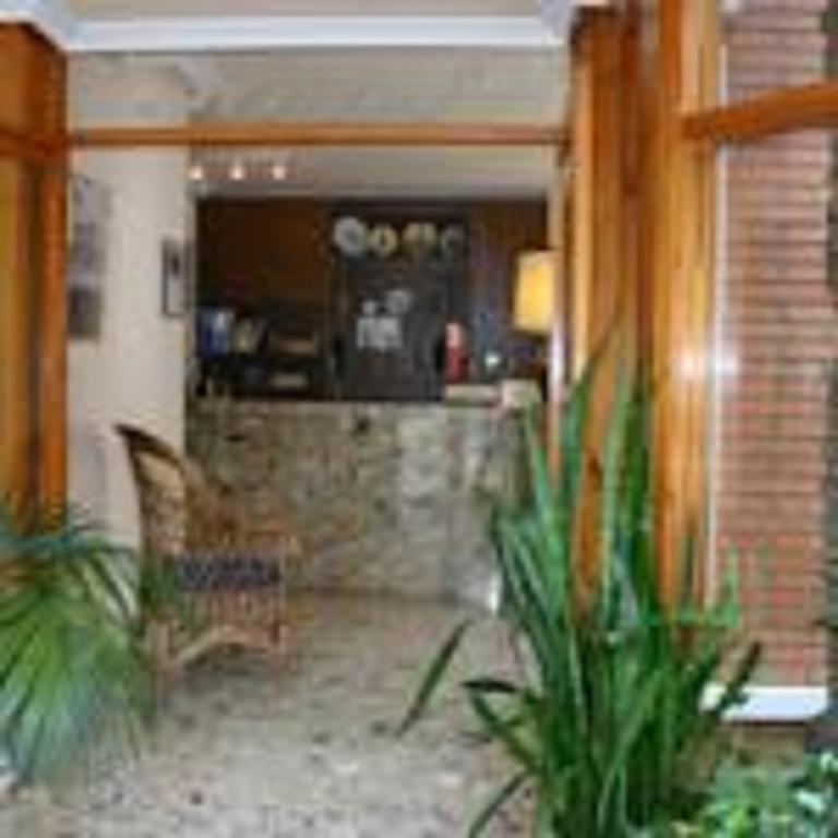 Hotel La Masia Portbou Exteriör bild