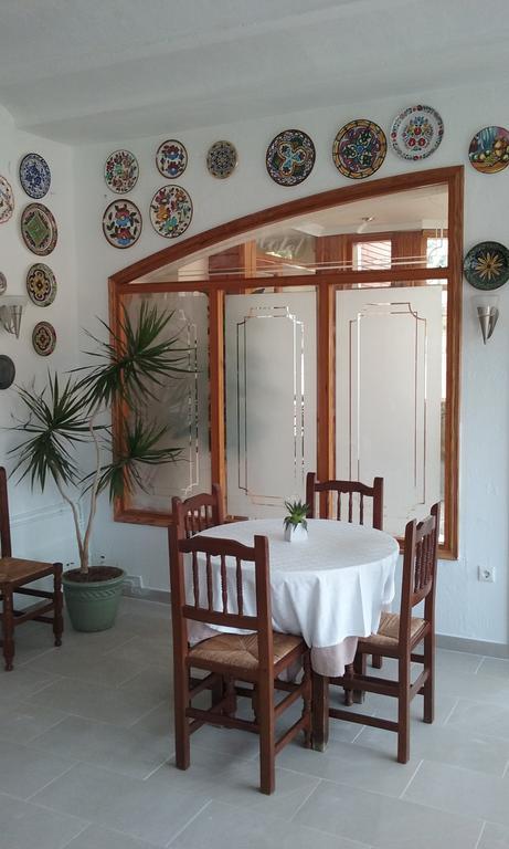 Hotel La Masia Portbou Exteriör bild