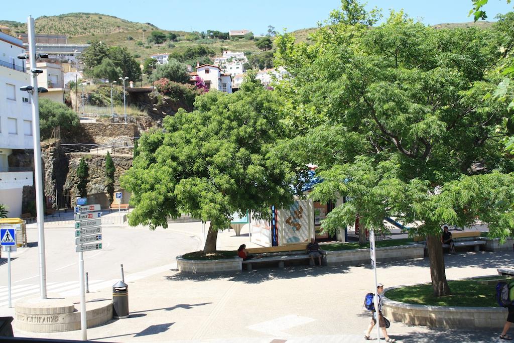 Hotel La Masia Portbou Exteriör bild